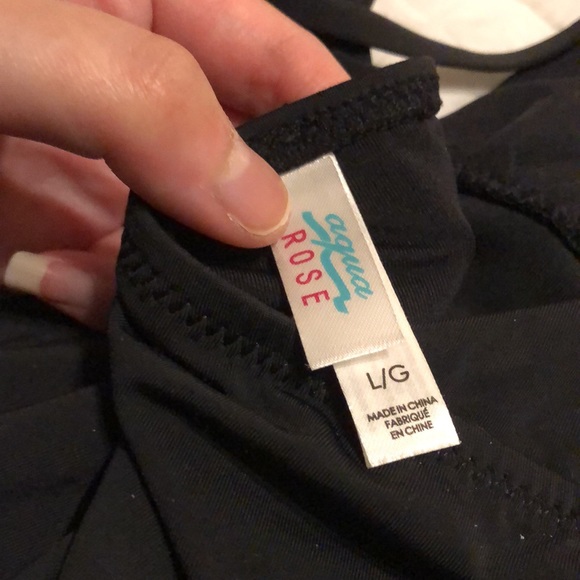 La Vie en Rose One Piece Swimsuit - Picture 3 of 5